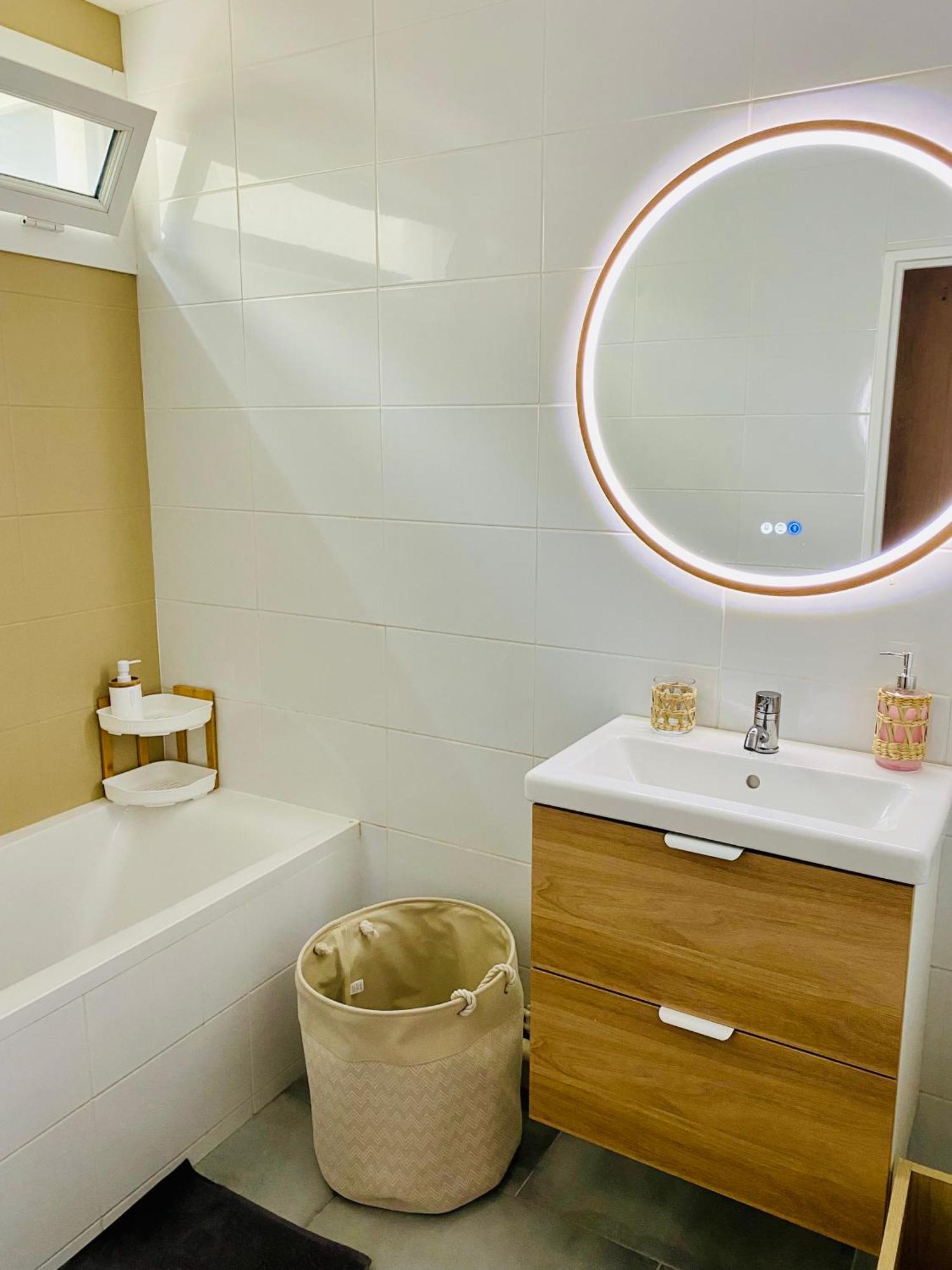 Fridhome Jacuzzi Parking Wifi Fibre 2Min Tram Bruges Ngoại thất bức ảnh
